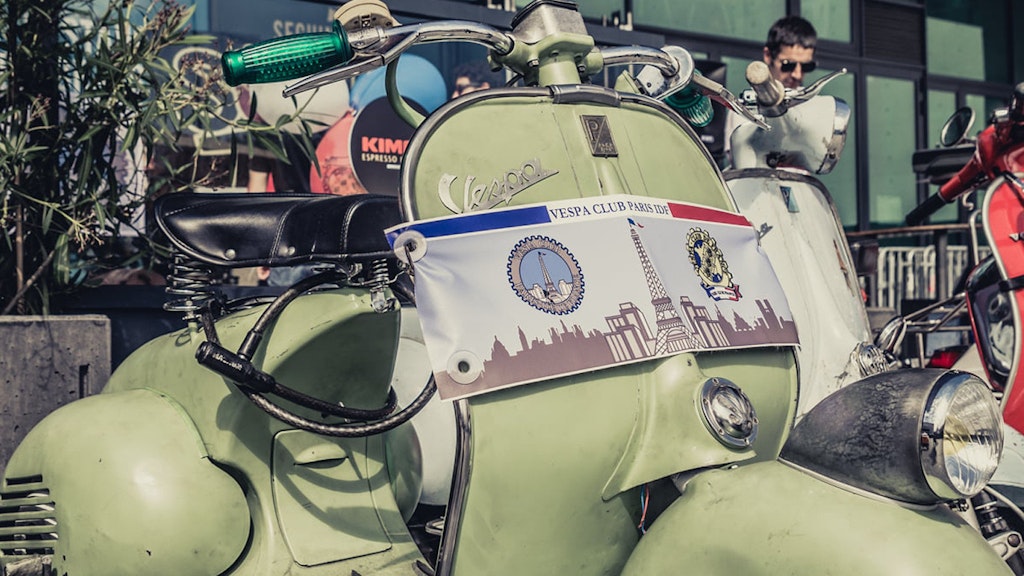 Vespa Events Rückblick 2021 Paris Vespa Day クラシック・ベスパ＆ランブレッタのシーンブロ…