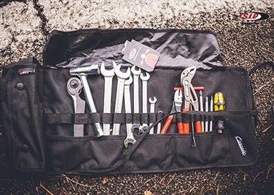 Werkzeugtasche mit Inhalt