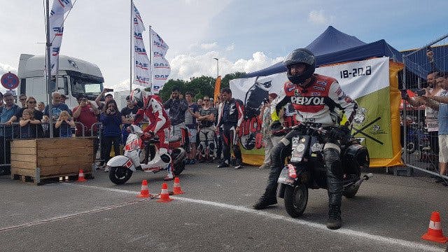 Scooters at the start
