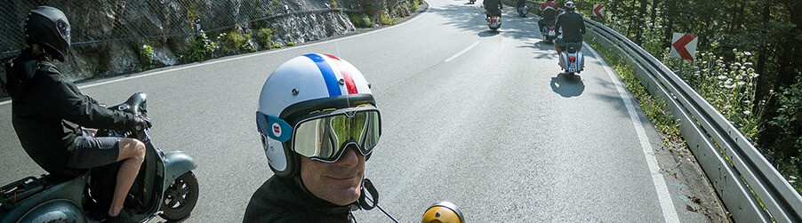 Scooter GTS Brille Visier verspiegelt Motorrad Roller Helm in  Nordrhein-Westfalen - Aldenhoven, Motorradteile & Zubehör